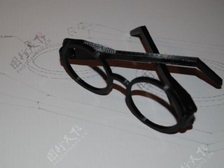 哈利波特与铰链的眼镜