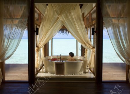马尔代夫安娜塔拉迪古岛度假村豪华房间图片