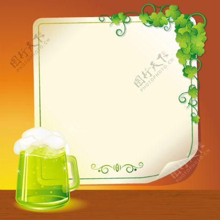 啤酒与背景纸绿叶