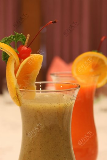 新鮮柳橙奇異果果汁图片