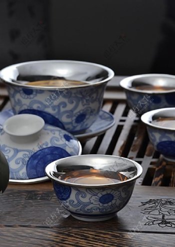 瓷银茶具