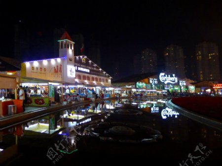 国际啤酒节期间的星海广场图片