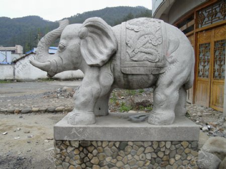 大象雕塑摄影图片免费下载
