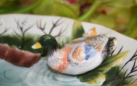 陶瓷工艺品果碗鸭图片