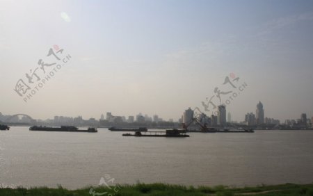 武汉武昌江滩图片
