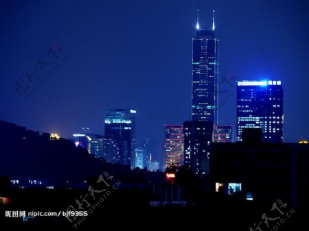 都市之夜图片