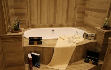 浴缸空间图片