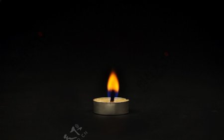 彩色火焰铝杯蜡烛图片