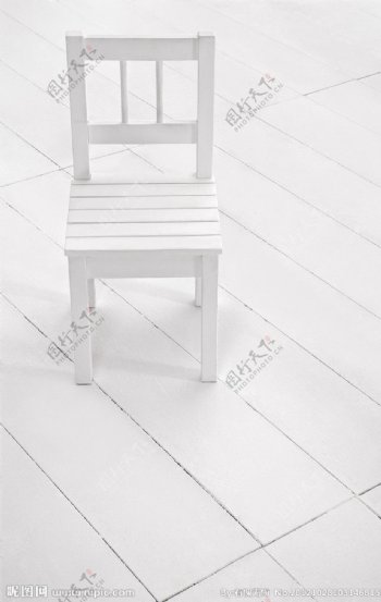 椅子白色椅子图片