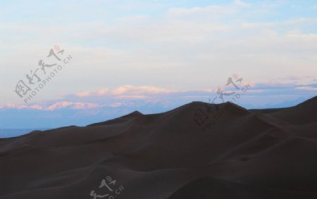 新疆鄯善库姆塔格沙漠风光图片