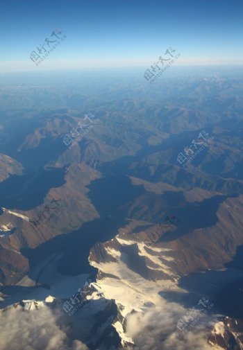 西藏高原山脉雪山图片