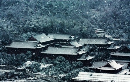 黄梅四祖寺雪景图片
