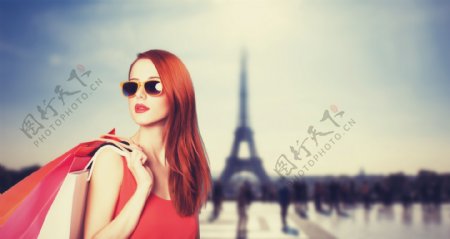 巴黎时尚购物女郎图片