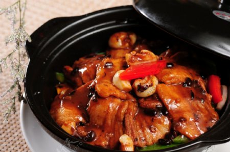 蚝香豆豉腩肉煲图片