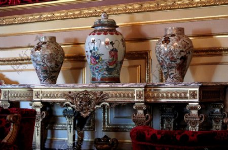 巴黎凡尔赛宫内的中国瓷器图片
