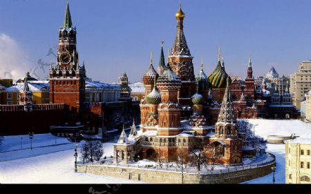 莫斯科红场圣巴西尔大教堂和救世主塔图片