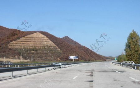 高速公路的风景图片