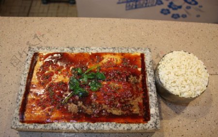 韩式美食石板豆腐图片
