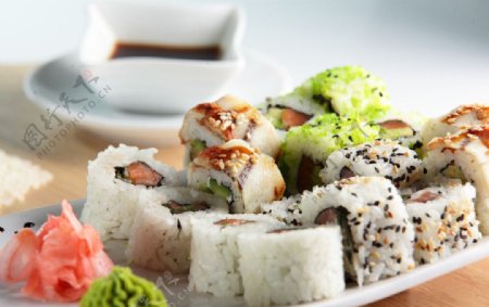 日本寿司料理图片