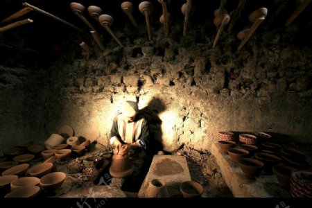 新疆伊犁富蕴传统艺术冶陶2图片