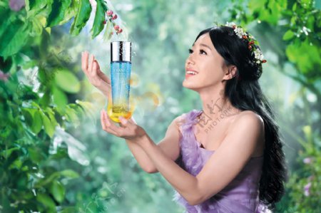 法兰琳卡菁华水广告图片