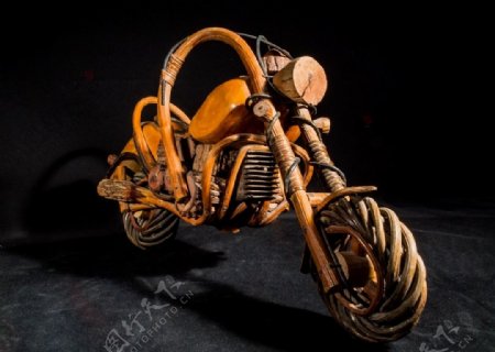 摩托车根雕艺术