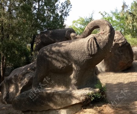 公园大象石雕