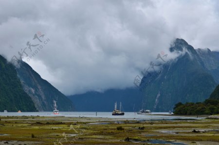 新西兰米尔福德峡湾风景
