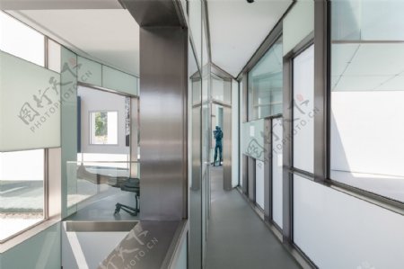 现代简约室内走廊设计图