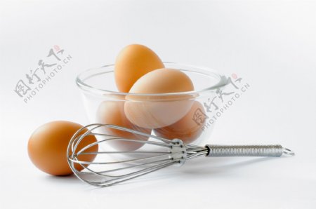 打蛋器与鸡蛋图片