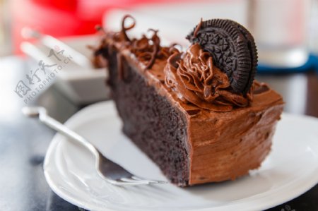 奥利啊黑色巧克力蛋糕图片