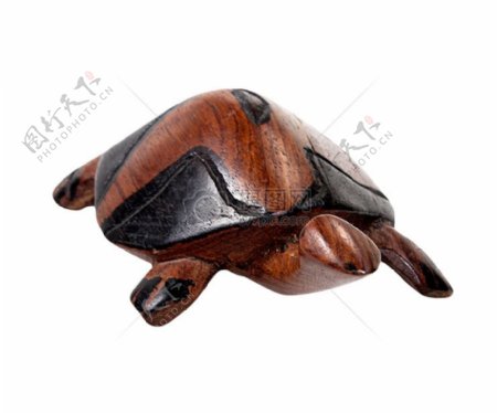 木头雕刻的乌龟