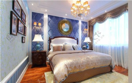 卧室装饰画欧式古典效果图