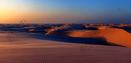沙漠黄昏沙漠沙漠风景