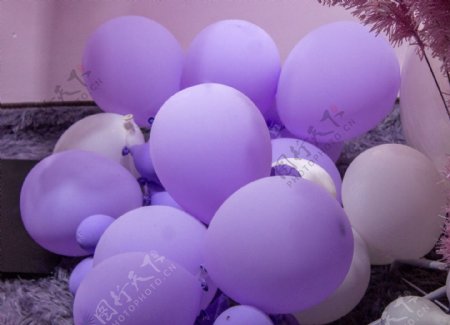 紫色的气球商用摄影