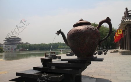 茶壶雕塑喷泉