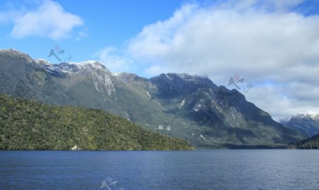 新西兰南岛神奇峡湾自然风光