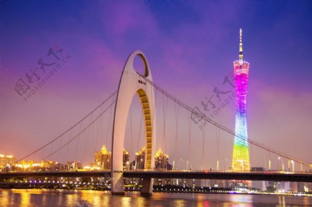 广州塔和猎德大桥夜景