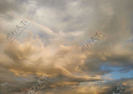 雨后彩虹图片