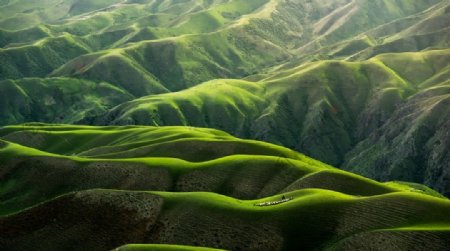 山脉绿色自然风景景区背景素材图片