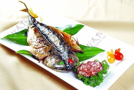 豫菜碳烧青鱼条图片
