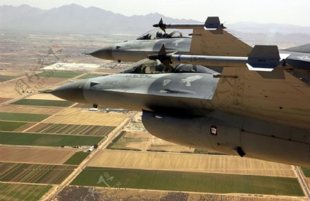 F16战斗机双机编队