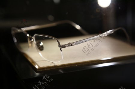 lotos珠宝眼镜系列图片