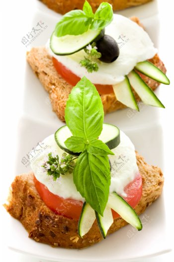 西红柿奶油面包图片