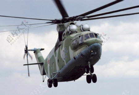 俄罗斯米26重型直升机前侧位图片