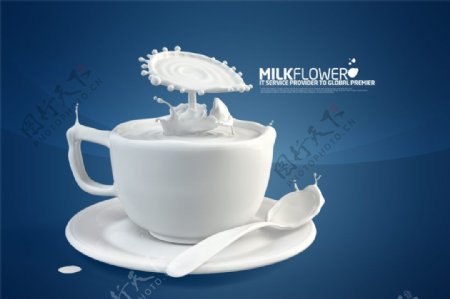 杯子与牛奶PSD设计素材