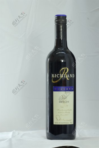 富地梅洛红酒图片
