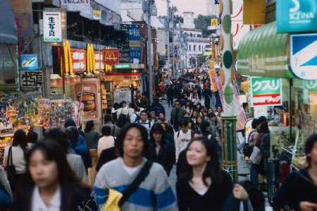 日本大街人潮