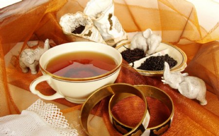 茶叶茶壶茶杯图片