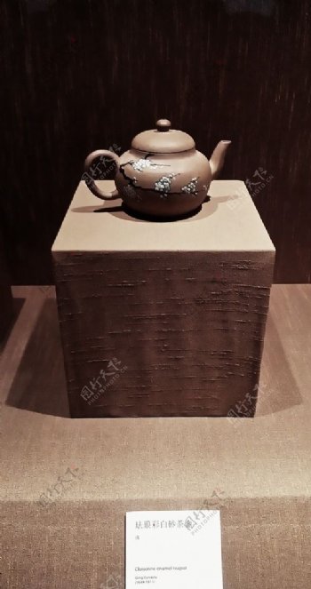 珐琅彩白纱茶壶图片